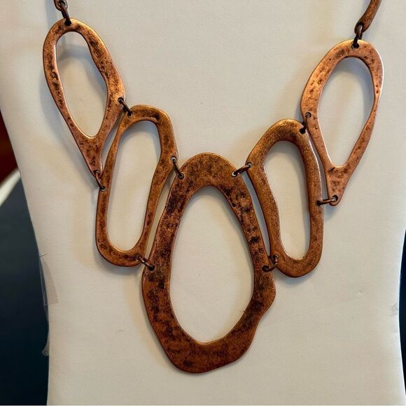 Elegant Copper Statement Necklace - Picture 2 of 3